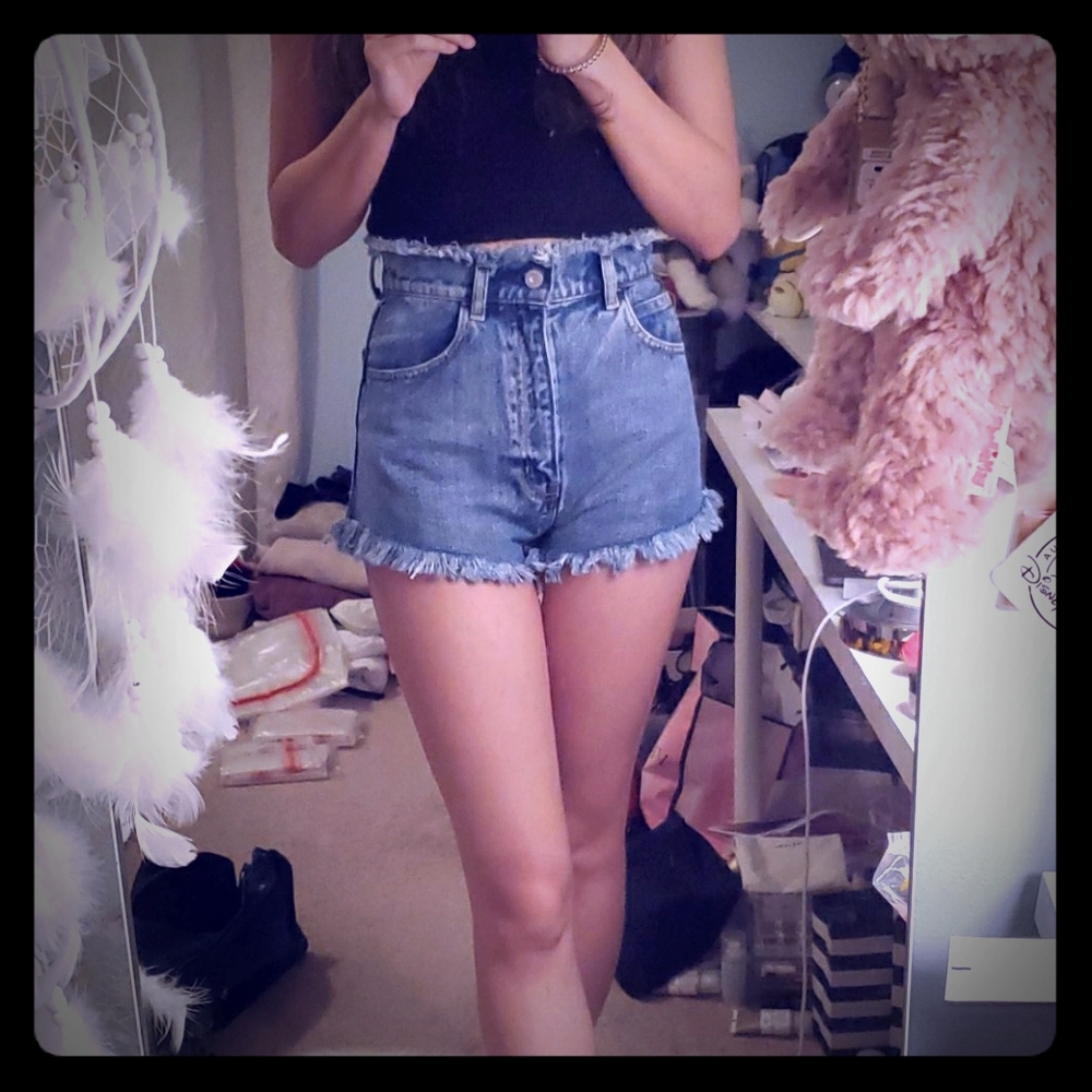 Moussy destroyed high waisted denim shorts